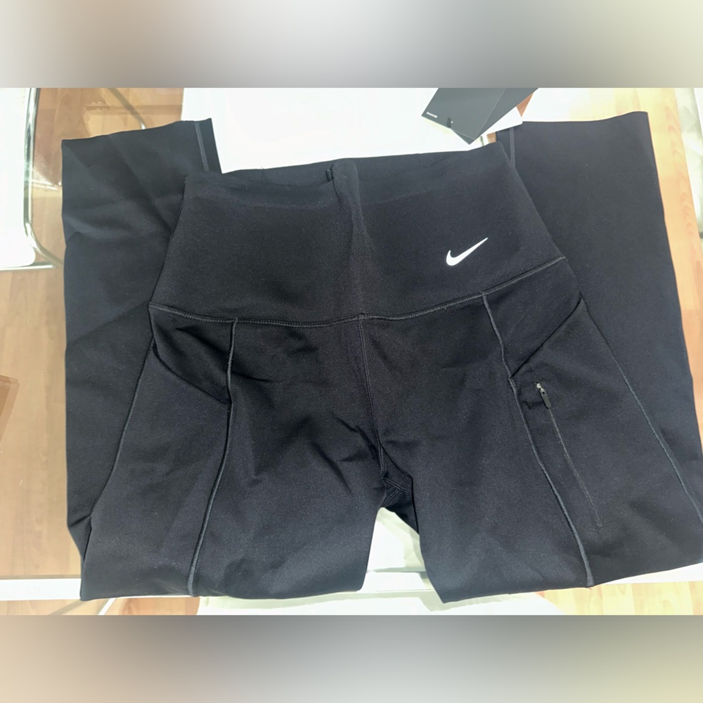 Nike cropped Fitness leggings Black medium